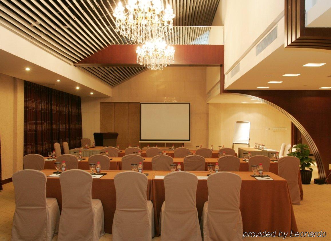 Crowne Plaza Hangzhou Xanadu Resort Facilidades foto